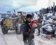 NEWS - Erdbeben Türkei - Syrien: Rettung von Babies aus den Trümmern