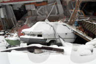 NEWS - Erdbeben Türkei-Syrien: Zerstörte Bauten unter Schnee
