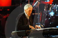 'LATER WITH JOOLS HOLLAND' TV PROGRAMME, LONDON, BRITAIN - OCT 2005