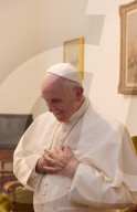 NEWS - 10 Jahre Papst Franziskus - Aufnahmen in der Residenz Santa Marta (2015) - Vatikan
