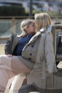 PEOPLE - Michelle Hunziker spaziert mit ihren Töchtern in Mailand