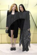 PEOPLE - Promis bei der Versace Fall/Winter 2023 Fashion Show in West Hollywood