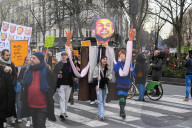 NEWS - Demonstration gegen die Rentenreform in Paris