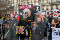 NEWS - Demonstration gegen die Rentenreform in Paris