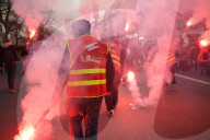 NEWS - Demonstration gegen die Rentenreform in Paris