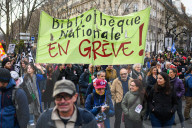 NEWS - Demonstration gegen die Rentenreform in Paris