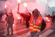 NEWS - Demonstration gegen die Rentenreform in Paris