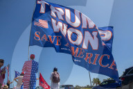 NEWS - USA: Trump-AnhÃ¤nger in Mar-a-Lago