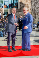 ROYALS - Kanzler Olaf Scholz mit König Charles bei der Begrüssung im Bundeskanzleramt