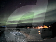 FEATURE - Nordlichter im Dorf Abisko am schwedischen Polarkreis