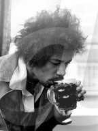 Jmi Hendrix 1969 at BBC Bar for Lulu TV Show ¬© WALTER/ DALLE