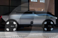 Off-road camper can navigate by tyhe styars when GPS is out of range