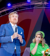 ROYALS - Die niederländische Königsfamilie beim 10. Königstag 2023 in Rotterdam