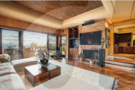 SO WOHNEN PROMIS - Tommy Lee hat seine japanisch gestaltete Villa mit einem Verlust von 2,25 Millionen Dollar verkauft
