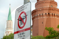 NEWS - Flugverbotszonen-Schild in Moskau