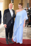 ROYALS - Kroenung von King Charles: Albert Fürst von Monaco und Charlene beim Empfang am Vorabend