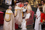 ROYALS - Kroenung von King Charles: King Charles erhält die St. Edward's Crown 
