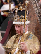 ROYALS - Kroenung von King Charles: King Charles erhält die St. Edward's Crown 