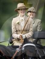 ROYALS - Lady Louise beim Pol Roger Meet der British Driving Society