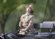 ROYALS - Lady Louise beim Pol Roger Meet der British Driving Society