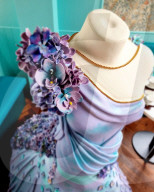 Life-sized flower show dress cake is blooming marvellous.                    