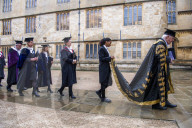 Oxford University's new vice-chancellor Irene Tracey to investigate staff pay and conditions