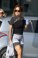 EXKLUSIV -  Rita Ora Hits the 98 Gym and North Bondi for Coffee and Spa Bliss