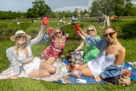 Sunshine and warm spring weather for London, UK. 