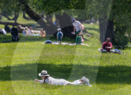 Sunshine and warm spring weather for London, UK. 
