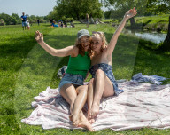 Sunshine and warm spring weather for London, UK. 