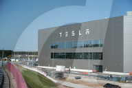 NEWS - Ein Jahr nach dem Produktionsstart: Die Tesla Gigafactory im brandenburgischen Grünheide