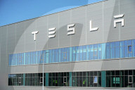 NEWS - Ein Jahr nach dem Produktionsstart: Die Tesla Gigafactory im brandenburgischen Grünheide