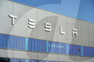 NEWS - Ein Jahr nach dem Produktionsstart: Die Tesla Gigafactory im brandenburgischen Grünheide