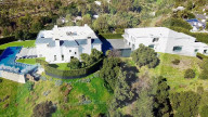 PEOPLE - Das neue Haus von Ben Affleck und Jennifer Lopez  in Beverly Hills hat 12 Schlafzimmer und 24 Bäder