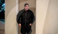 Kim Kardashian disguise fools security                   