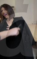 Kim Kardashian disguise fools security                   
