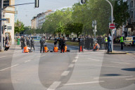 NEWS - Die Letzte Generation blockiert die Dachauer Straße in München