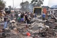 NEWS - Kenia: Feuer vernichtet Toi-Markt in Nairobi