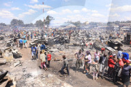 NEWS - Kenia: Feuer vernichtet Toi-Markt in Nairobi