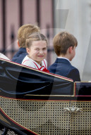 ROYALS - Adel: Die Königsfamilie bei Trooping the Colour in London