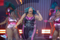 Streakers, heat seekers and all-star surprises: Saturday at Glastonbury 2023