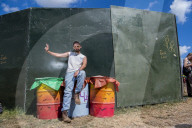 Streakers, heat seekers and all-star surprises: Saturday at Glastonbury 2023