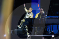 Streakers, heat seekers and all-star surprises: Saturday at Glastonbury 2023