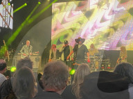 Streakers, heat seekers and all-star surprises: Saturday at Glastonbury 2023