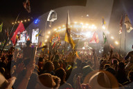 Streakers, heat seekers and all-star surprises: Saturday at Glastonbury 2023