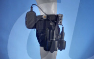 Hands-free underwater thrusters to propel scuba divers.                          