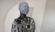Advanced robot reveals arty new                 
