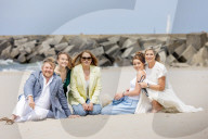 ROYALS - Fototermin mit König Willem-Alexander und Königin Maxima , Prinzessin Amalia, Prinzessin Alexia und Prinzessin Ariane