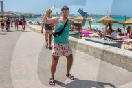 NEWS - Partystrand El Arenal: Deutsche Touristen auf Mallorca