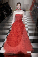 MODE - Paris Haute Couture Herbst/Winter 2023: Giorgio Armani Prive